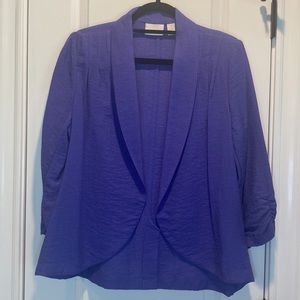 Chicos Open Front Blazer Ruched 3/4 Sleeves, Shoulders Pleats and Back Vent.